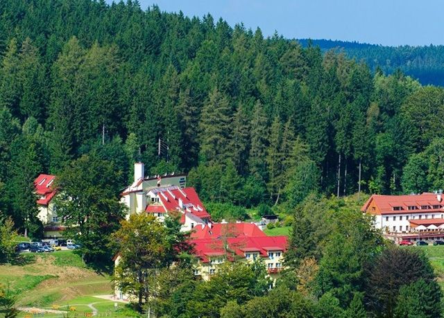 Klinika Młodości Medical SPA, Świeradów-Zdrój, Jizerské hory, Polsko - save 39%