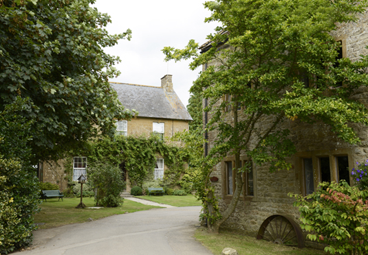 Accommodation Haselbury Mill, Crewkerne, Somerset - save 49%